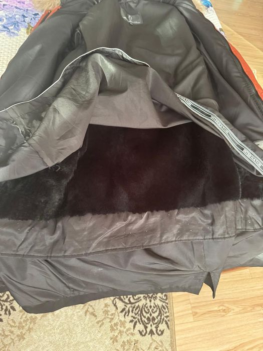 продам зимний пуховик