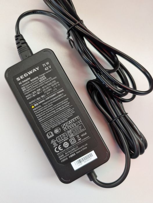 Alimentator trotineta Ninebot / Xiaomi 71W 42V 1.7A
