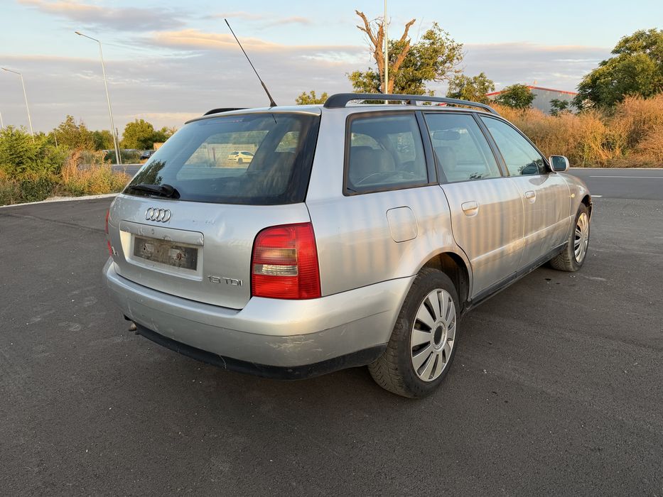 Audi A4 1.9 TDI 110к.с. Комби / Клима