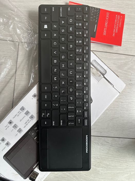Клавиатура Modecom MC-TPK1 с Touchpad, бежична, черна, USB