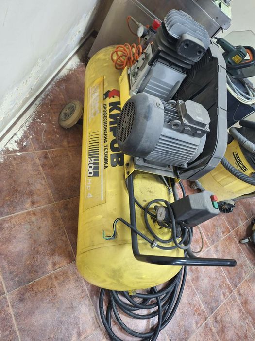 Продавам компресор,водоструйки, прахосмукачки