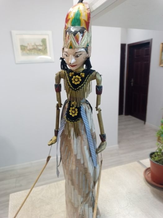 автентична колекционерска кукла wayang golek от остров ява