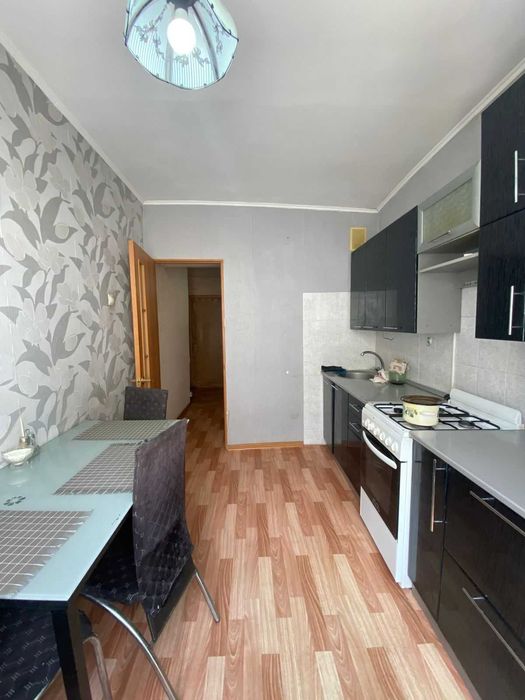 2 комн квартира в районе 13 школы