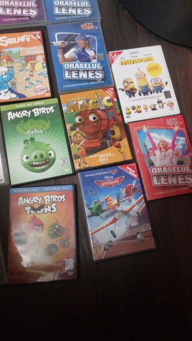 14 DVD-uri Desene