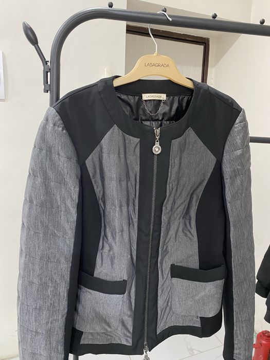 Продаеться куртка