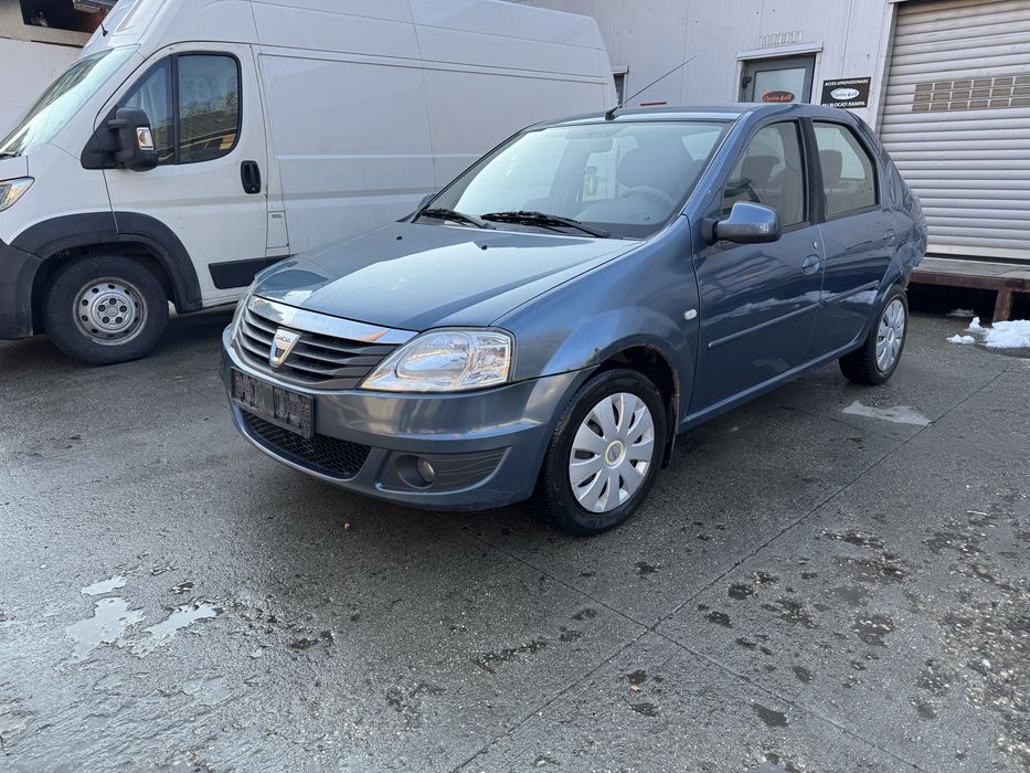 Logan avariat spate Functional