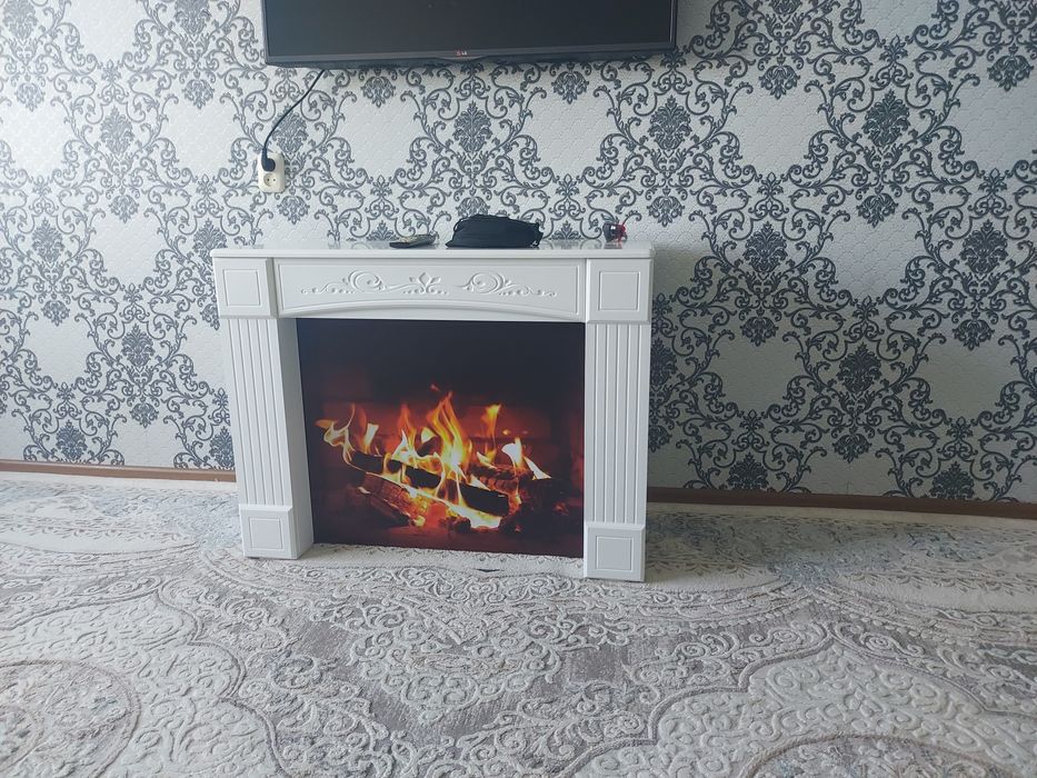 Продаю стол трансформер камин