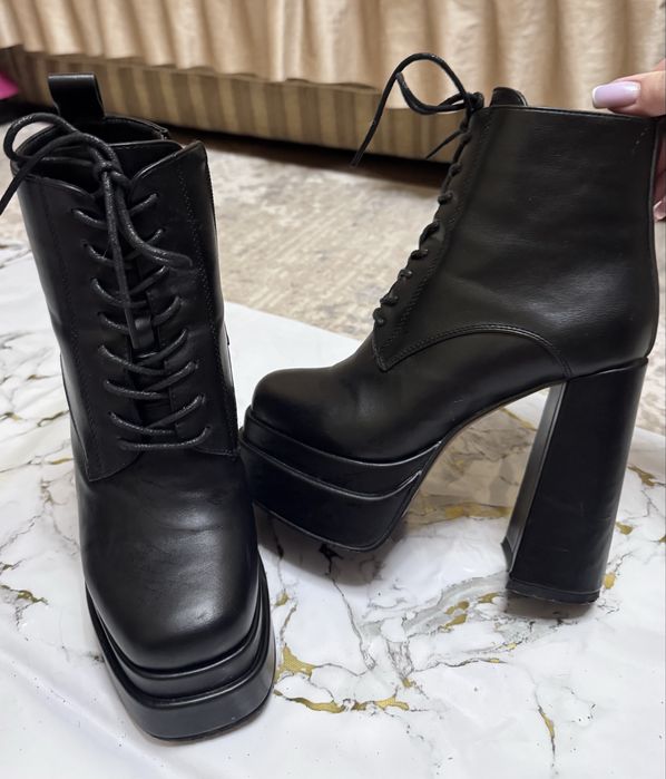 Продам сапоги женские