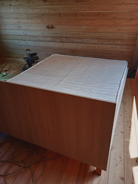 Кровать двуспальная 200*160