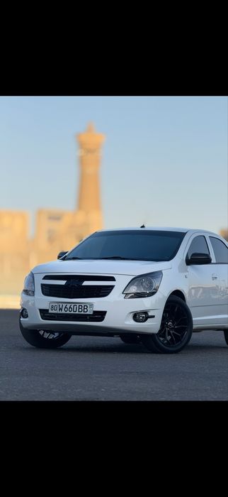 vikupga cobalt sotiladi 3000$