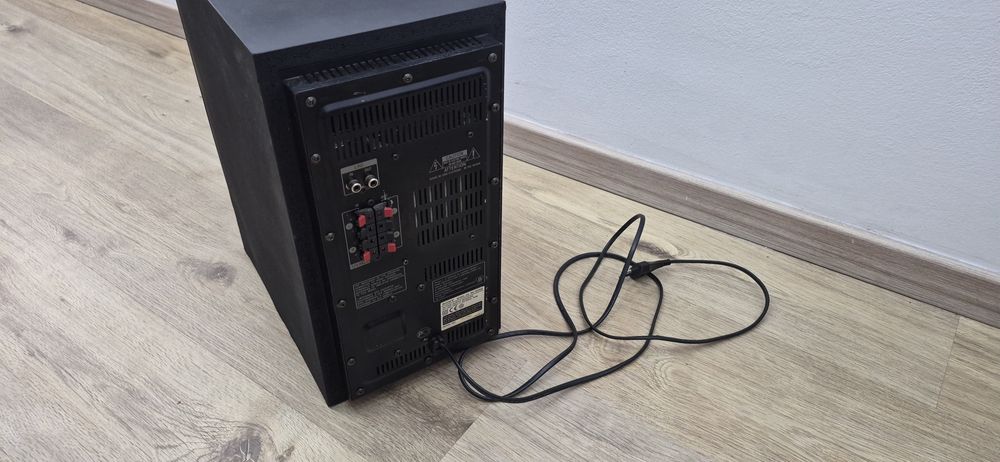 Vand  Subwoofer Activ   Sony