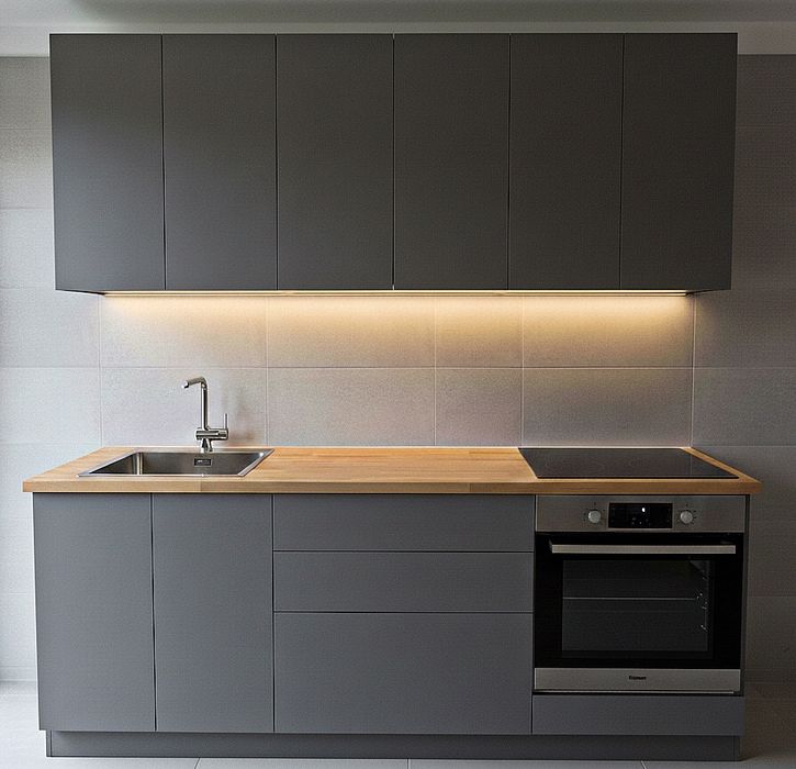 Кухонный гарнитур 1,8