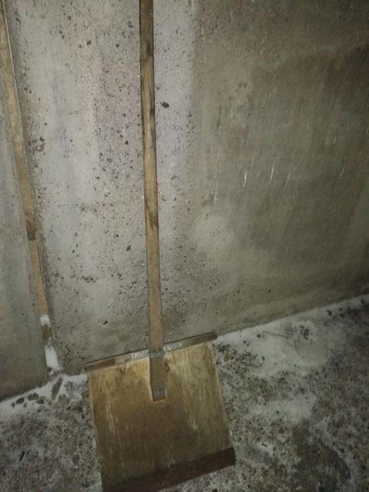 Лопаты снегоуборочная