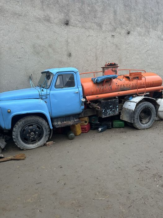 Zil 52 benzavoz mashinamiz