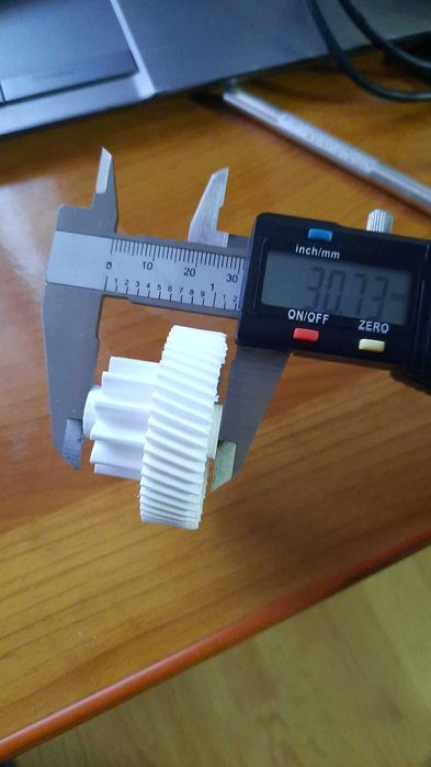 Pinion primar masina tocat Heinner MG-W1200