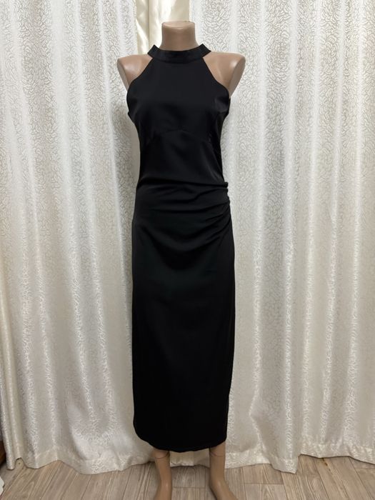 Нарядные платья для девушек