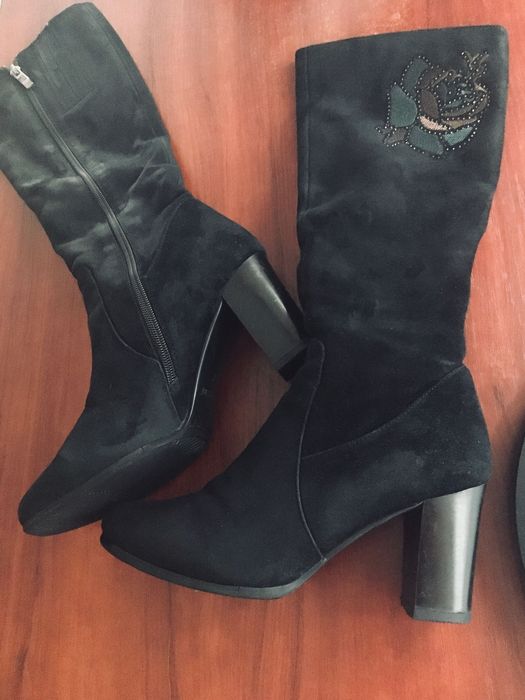 cizme negre Flavia Passini mar 37 piele intoarsa -gamba subtire