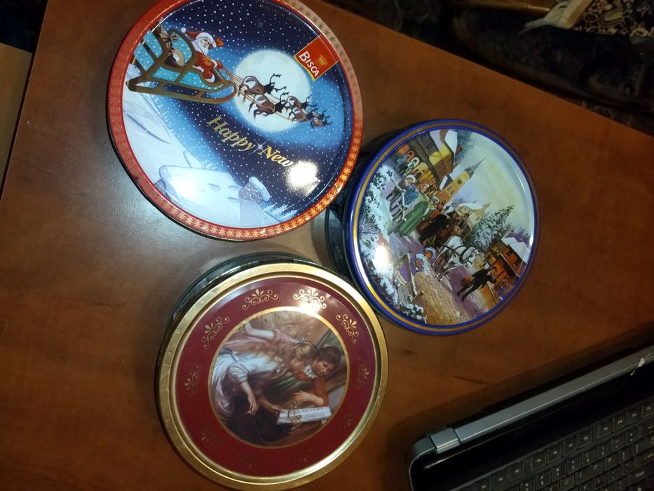 Банки жестяные недорого.
