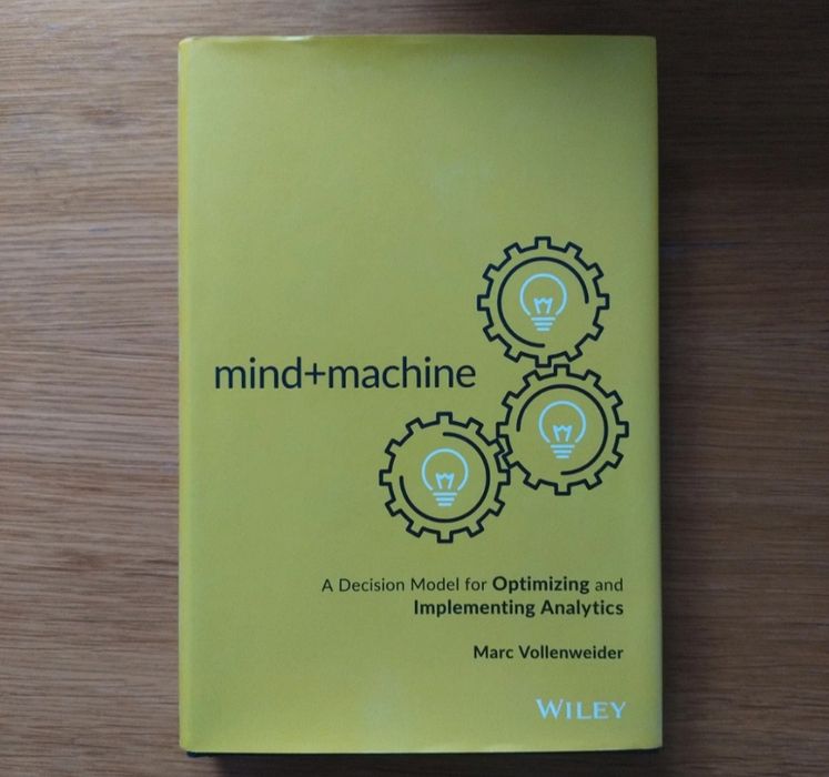 Mind+machine carte în engleză
