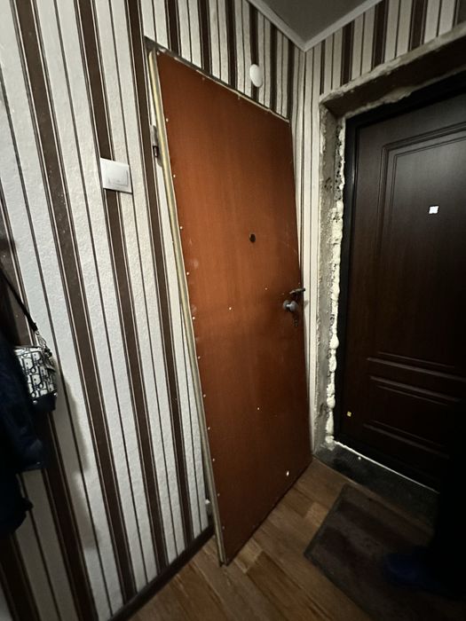 Дверь металлическая, входная