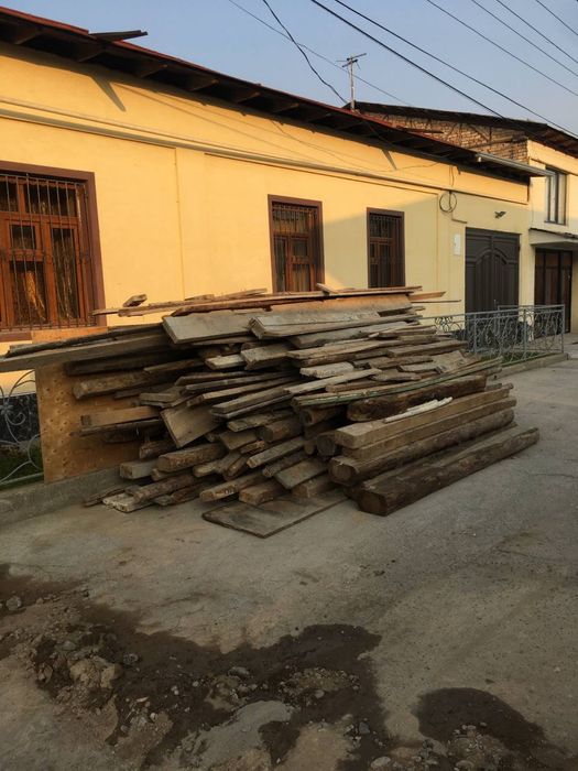 Taxtala sotiladi srochna