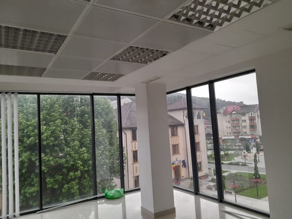 Spatiu comercial de inchiriat