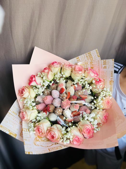 Клубника в шоколаде Алматы 24/7