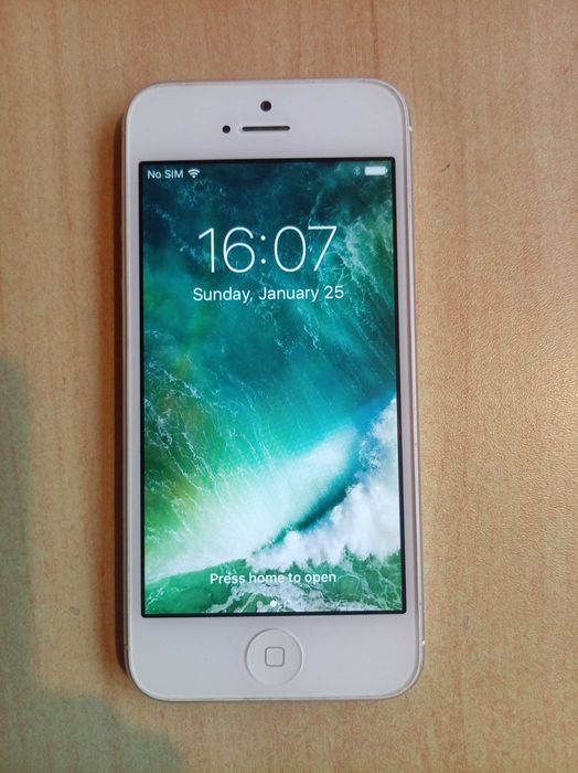 iPhone 5 A1429 16GB работещ
