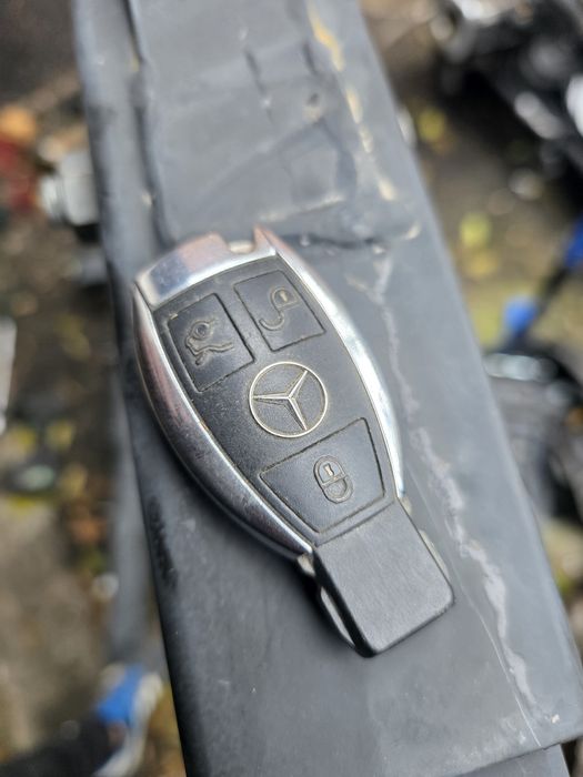 Ключ за Mercedes e350 CDI