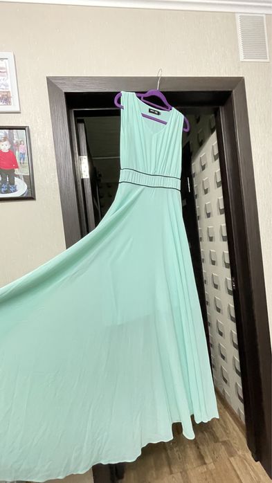 Продам разные платья. Все очень красивые