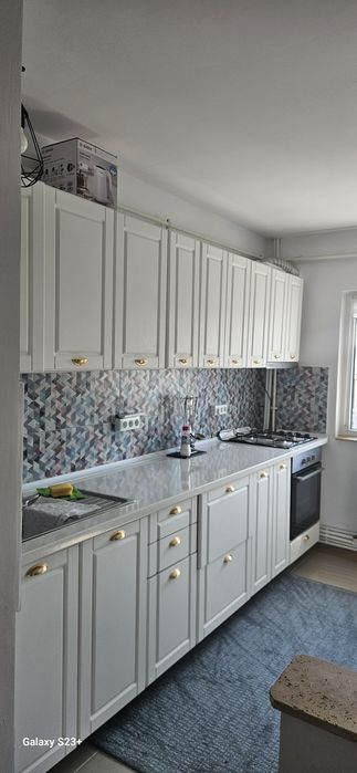 Închiriez apartament 2 camere