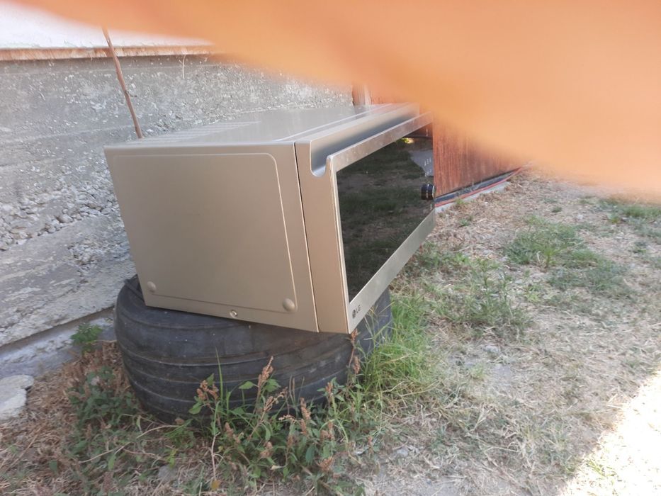 LG Микровълнова , конвентомат и грил