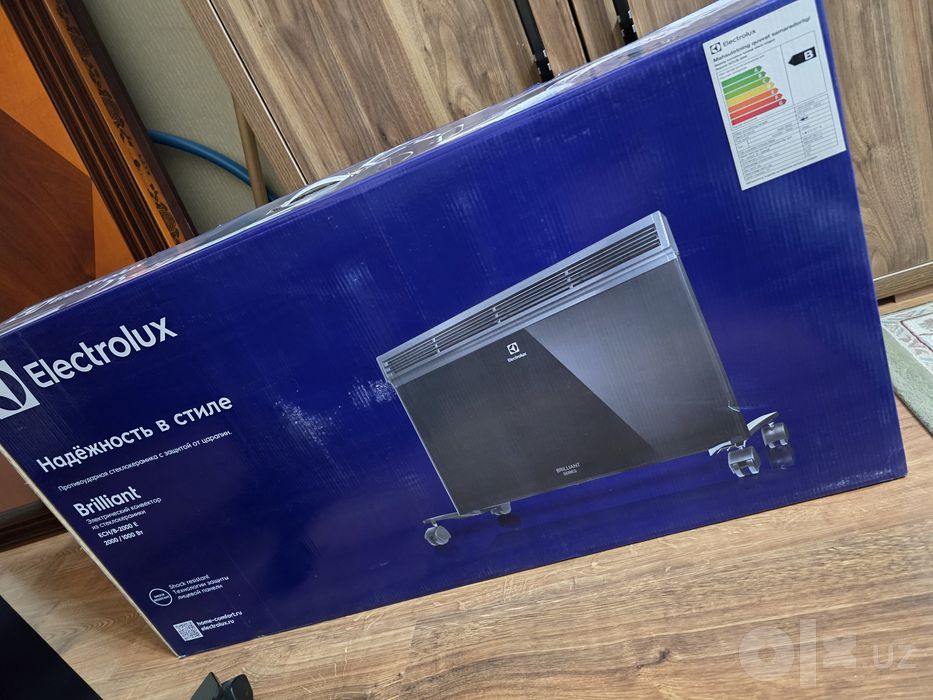 Электрический конвектор из стеклокерамики      Electrolux