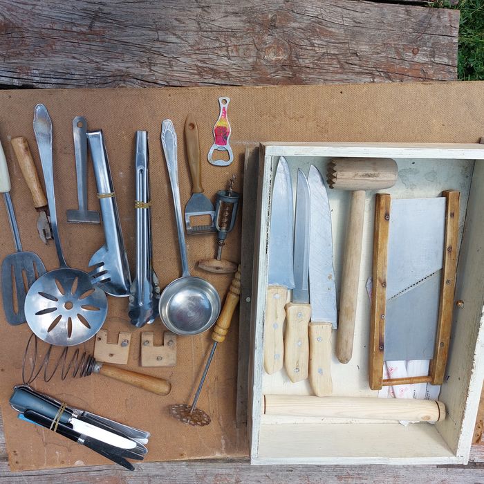 Продам разную кухонную утварь