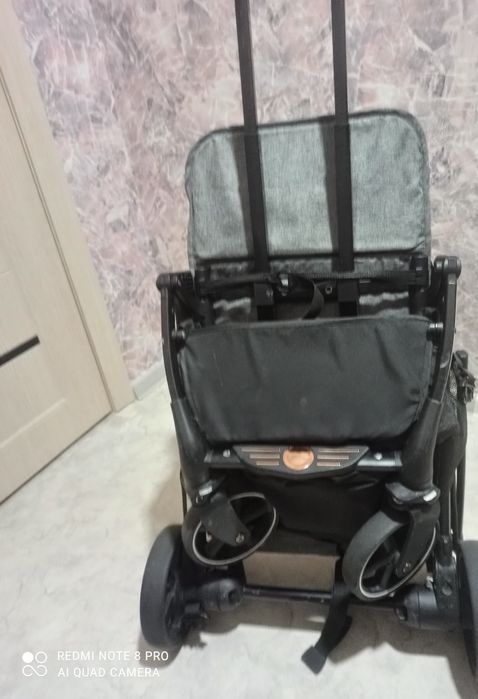 Продам прогулочную детскую