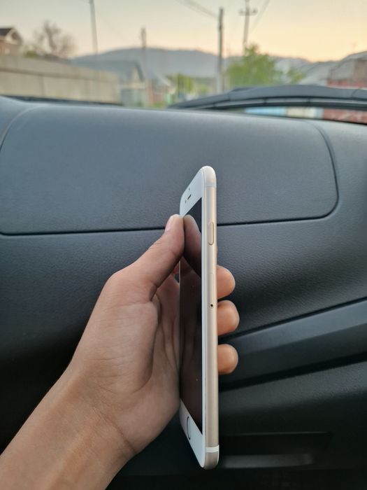 iPhone 6 S продам