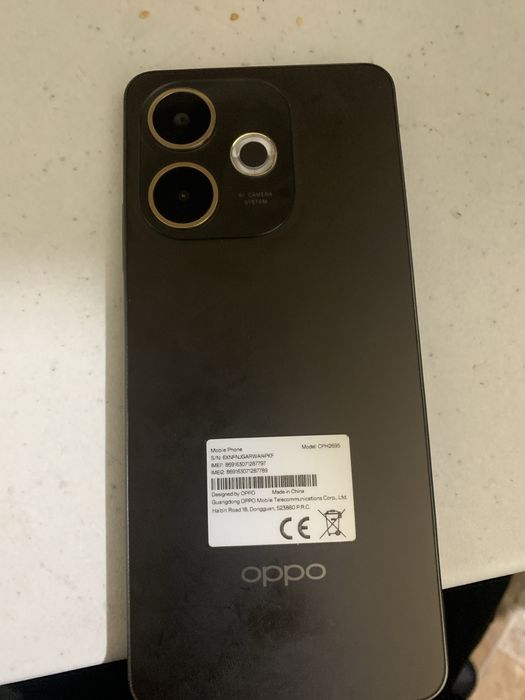 Oppo A5 Pro 5G nou nouț 900 de ron