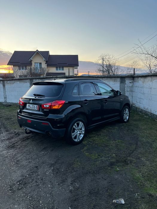 Vând Mitsubishi Asx recent intrat în țară
