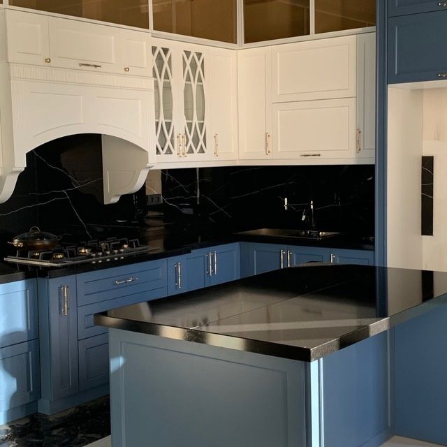 Stoleshnitsiya kuhinniy