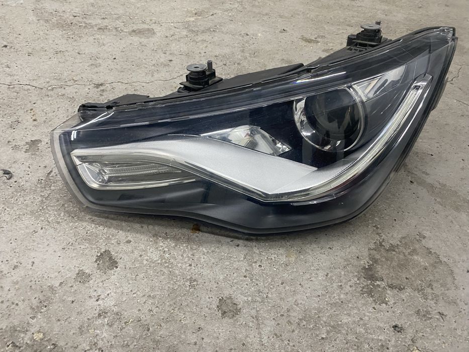 Ляв фар за Audi A1, Ауди