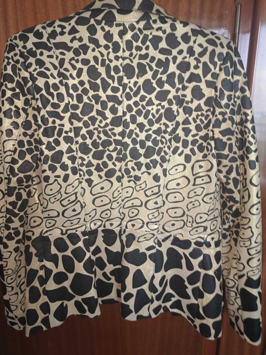 Кожено сако, естествена кожа.