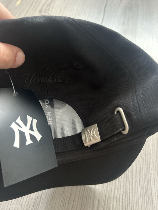 New York Yankees cap