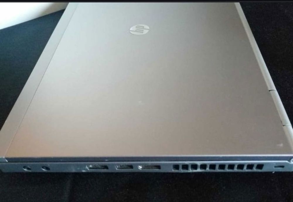 Laptop HP Elite Book 8470p, 6gb,SSD, Windows 11, Geantă transport