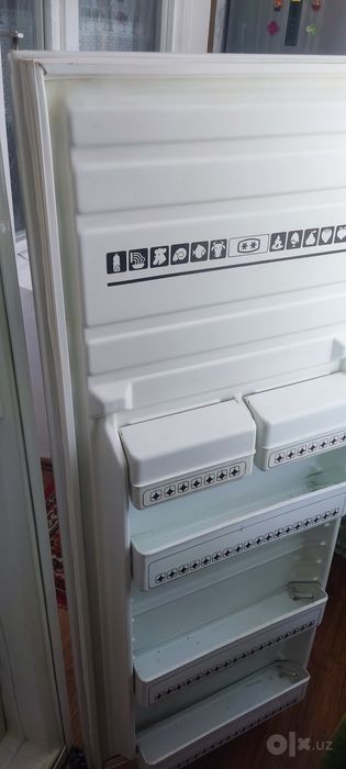 Холодильник Sino 303