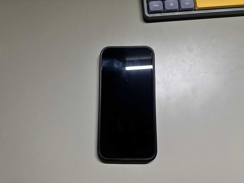 Smartphone Apple Iphone 15 Plus 128GB Black + Husa Nomad din piele