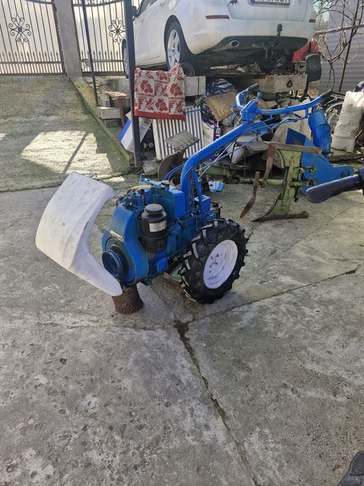 Vând motocultor Bertolini