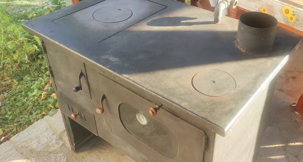 Готварска печка с водна риза Прити