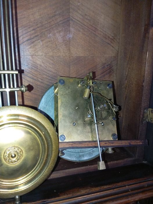 Ceas pendul mecanic de colecție