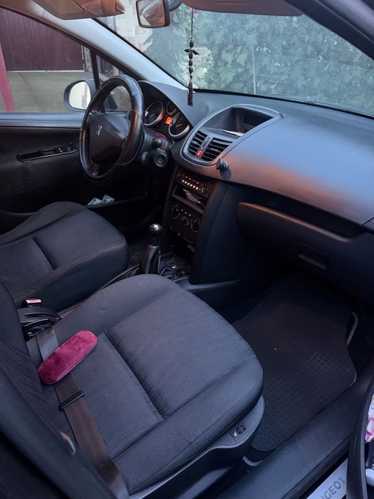 PEUGEOT 207 2008 — imagine 4
