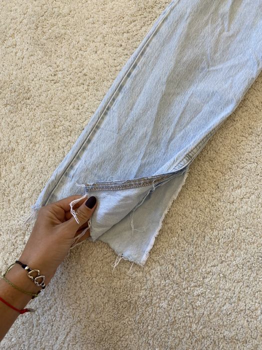 Няколко модела дънки